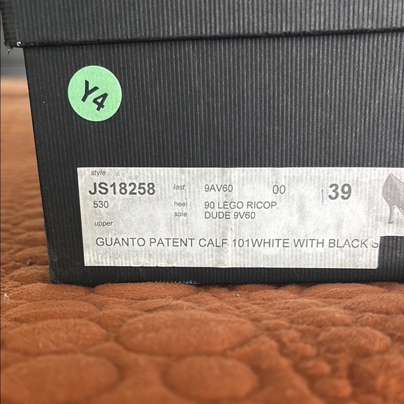 Jil Sander White Heels Elegant Pointed-Toe Design - Picture 2 of 4